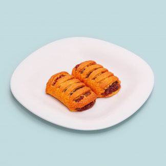 Шарлотта яблоко с брусникой